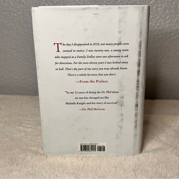 Finding Me : A Decade of Darkness, a Life Reclaimed: a Memoir - Picture 10 of 10